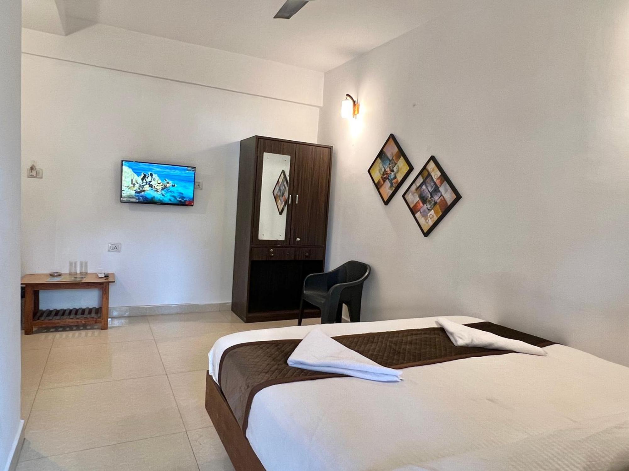 Aura Rooms & Swimming Pool, Calangute Dış mekan fotoğraf
